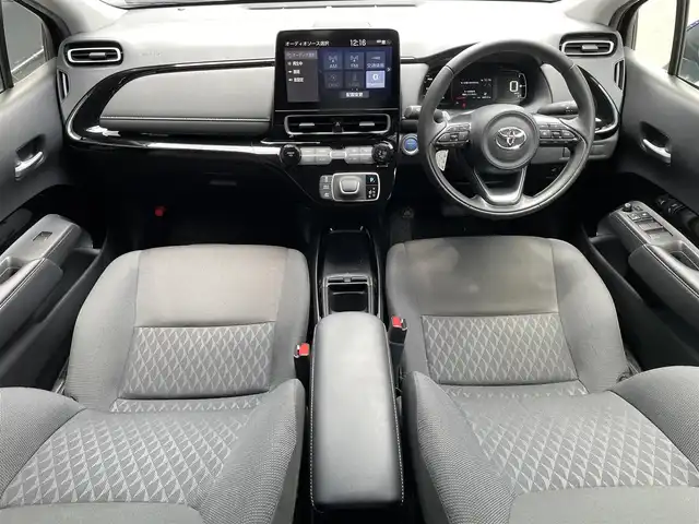 トヨタ アクア G 滋賀県 2022(令4)年 6.1万km ダークブルーマイカM 禁煙車/純正10.5型ナビ/Bluetooth/USB/フルセグTV/バックカメラ/サイドカメラ/前後ドラレコ/ETC/トヨタセーフティセンス/プリクラッシュ/シートヒーター/ステアリングヒーター/LED/オートライト/オートハイビーム/100V電源/コーナーセンサー