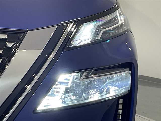 日産 エクストレイル オーテック e-4ORCE アドバンスドPKG 愛知県 2023(令5)年 2万km カスピアンブルー 純正１２．３インチディスプレイオーディオ/プロパイロット/アラウンドビューモニター/プロパイロットパーキング/パワーバックドア/ヘッドアップディスプレイ/ワイヤレス充電/全席シートヒーター/運転席シートメモリー/運転席/助手席パワーシート/デジタルインナーミラー/前後ドライブレコーダー/ビルトインＥＴＣ２．０/USB入力端子/純正フロアマット/純正20インチアルミホイール/ダウンヒルアシストコントロール/衝突軽減ブレーキ/車線逸脱警報/ブラインドスポットモニタリング/クリアランスソナー