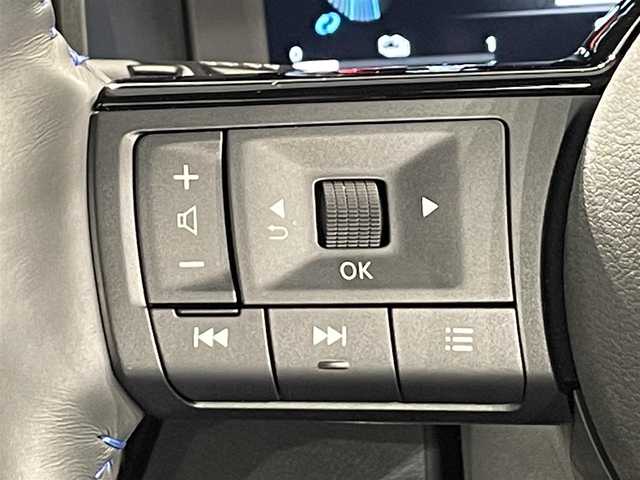 日産 エクストレイル オーテック e-4ORCE アドバンスドPKG 愛知県 2023(令5)年 2万km カスピアンブルー 純正１２．３インチディスプレイオーディオ/プロパイロット/アラウンドビューモニター/プロパイロットパーキング/パワーバックドア/ヘッドアップディスプレイ/ワイヤレス充電/全席シートヒーター/運転席シートメモリー/運転席/助手席パワーシート/デジタルインナーミラー/前後ドライブレコーダー/ビルトインＥＴＣ２．０/USB入力端子/純正フロアマット/純正20インチアルミホイール/ダウンヒルアシストコントロール/衝突軽減ブレーキ/車線逸脱警報/ブラインドスポットモニタリング/クリアランスソナー