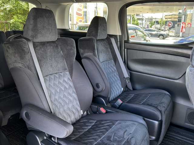 トヨタ ヴェルファイア ハイブリット Z 京都府 2019(平31)年 7.6万km ホワイトパールクリスタルシャイン 純正11インチSDナビ/フルセグTV/Bluetooth Audio/CD/DVD/Blu-ray/USB/HDMI/AUX/アラウンドビューモニター/JBLサウンドシステム/デジタルインナーミラー/フリップダウンモニター/レーダークルーズコントロール/ビルトインETC2.0/前方ドライブレコーダー(ZDR-024)/レーダー探知機/プッシュスタート/プリクラッシュセーフティシステム/パーキングサポートブレーキ/レーンキープアシスト/ロードサインアシスト/クリアランスソナー/BSM/電動パーキングブレーキ/電動格納ウィンカーミラー/オートリトラクタブルミラー/ステアリングスイッチ/オールオートパワーウィンドウ/フォグランプ