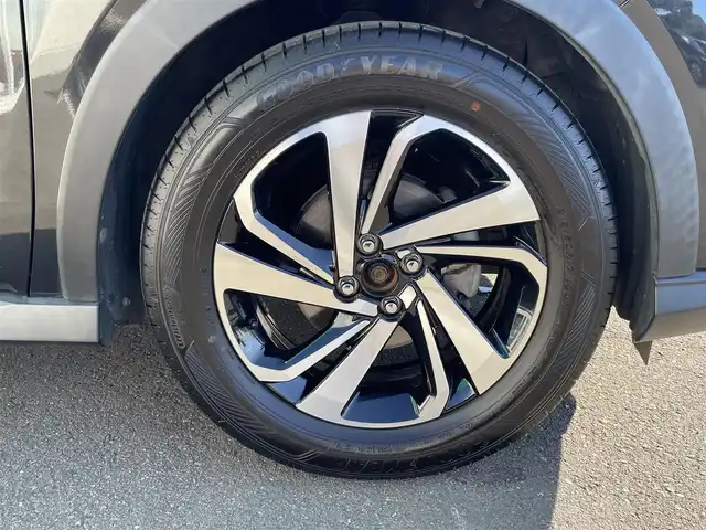 トヨタ ライズ Z 道央・札幌 2019(令1)年 6.3万km ブラックマイカメタリック ・4WD/・純正9インチディスプレイオーディオ/(CD/DVD/BT)/・フルセグテレビ/・全方位カメラ/・寒冷地仕様/・パーキングアシスト/・アイドリングストップ/・スマートキー/・プッシュスタート/・電動格納ミラー/・レーダークルーズコントロール/・ビルトインETC/・ドライブレコーダー(前方のみ)/・外付けレーダー探知機/・衝突被害軽減ブレーキ/・横滑り防止装置/・シートヒーター/・オートライト/・LEDヘッドライト/・フォグランプ/・前後コーナーセンサー/・パワーウィンドウ/・純正フロアマット/・純正17インチAW付タイヤ/・全席社外シートカバー(Clazzio)/・ドアバイザー