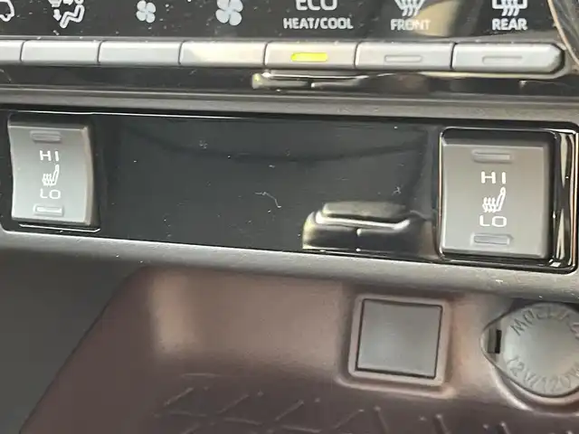 トヨタ ＲＡＶ４ G 福岡県 2020(令2)年 4.2万km センシュアルレッドマイカ 純正９インチナビ（ＮＳＺＴ－Ｙ６８Ｔ）/バックカメラ/衝突軽減/パワーバックドア/ＢＳＭ/クリアランスソナー/デジタルインナーミラー/ＬＥＤオートライト/フォグランプ/ルーフレール/レーダークルーズコントロール/ＥＴＣ２．０