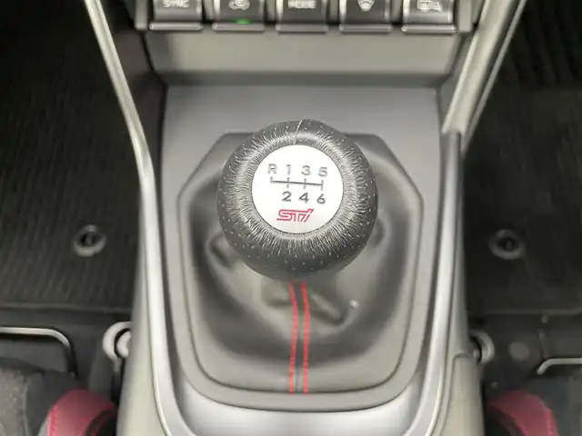 スバル ＢＲＺ STIスポーツ 群馬県 2024(令6)年 1.1万km WRブルーパール STIマフラー/STI Sport 専用装備　あり/・STIチューニング SACHS（ザックス）ダンパー（ZF製）&コイルスプリング/・18インチアルミホイール（ブラック塗装）/・STI製フレキシブルVバー/・STI製フレキシブルドロースティフナーフロント/・TFTカラーマルチインフォメーションディスプレイ付メーター/・アルカンターラ/本革シート（フロントシートヒーター付）/・SUBARU BRZ STI Sportエクステリア/［フロントバンパー、STIエンブレム（フロント&リヤ）、BRZエンブレム（ブラック）］フロントフェンダーガーニッシュ/＝＝＝＝/純正カロッツェリア9インチナビ（AVIC-CQ912)/・CD/DVD/USB/SD(MSV)/・HDMI/Bluetooth/フルセグTV/バックカメラ/アダプティブクルーズコントロール/リアビークルディテクション/ETC/LEDヘッドライト/オートライト /オートマチックハイビーム/スマートキー /プッシュスタート/バックソナー