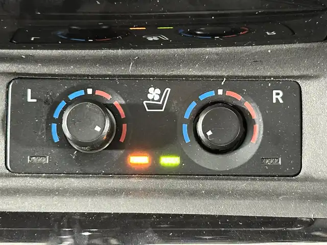 トヨタ ヴェルファイア Z Gエディション 佐賀県 2018(平30)年 4万km ブラック 社外11インチナビ/フルセグTV/Bluetooth/CD/DVD/サンルーフ/バックカメラ/両側パワースライドドア/後席12.8インチフリップダウンモニター/ビルトインETC/運転席・助手席パワーシート/運転席・助手席シートヒーター/運転席・助手席シートベンチレーション/衝突被害軽減ブレーキ/レーダークルーズコントロール/ドライブレコーダー/デジタルインナーミラー/純正18インチアルミホイール/ステアリングヒーター