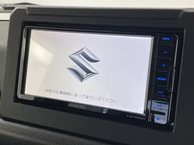 スズキ ジムニー XC 新潟県 2019(令1)年 2.6万km シフォンアイボリーメタリックブラック2トーンルーフ 4WD/KENWOODメモリナビ【KXM-E504W】/　フルセグTV/Bluetooth/CD/DVD/USB/クルーズコントロール/衝突被害軽減ブレーキ/レーンキープアシスト/ヒルディセントコントロール/ミラーヒーター/前席シートヒーター/ビルトインETC/オートマチックハイビーム/LEDヘッドライト/横滑り防止装置/オートライト/レザーステアリング/ステアリングスイッチ/禁煙車