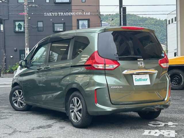 ホンダ フリード G ホンダセンシング 静岡県 2020(令2)年 3.9万km シルバーミストグリーンM 純正ナビ/フルセグTV/DVD/CD/MSV/BT/バックカメラ/ハーフレザーシート/両側パワースライドドア/前後ドライブレコーダー/衝突軽減ブレーキ/レーンキープアシスト/レーダークルーズコントロール/ビルトインETC/LEDヘッドライト/純正15インチAW/保証書/取扱説明書/ナビ取扱説明書