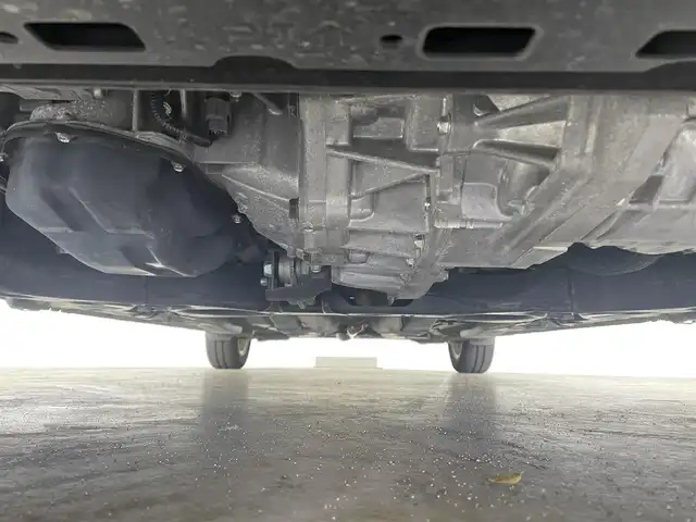 日産 ノート e－パワー メダリスト 宮城県 2018(平30)年 4.7万km ブリリアントホワイトパール 純正ナビ/(iPod/SD/AM/FM/TV/USB/BT/CD/DVD/Blu-ray)/全方位カメラ/ETC2.0/前方ドライブレコーダー/レーダークルーズコントロール/TVキャンセラー/デジタルインナーミラー/プッシュスタート/スマートキー/オートライト/LEDヘッドライト/フォグランプ/ドアバイザー/純正フロアマット/純正15インチアルミホイール