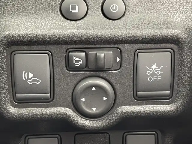 日産 ノート e－パワー メダリスト 宮城県 2018(平30)年 4.7万km ブリリアントホワイトパール 純正ナビ/(iPod/SD/AM/FM/TV/USB/BT/CD/DVD/Blu-ray)/全方位カメラ/ETC2.0/前方ドライブレコーダー/レーダークルーズコントロール/TVキャンセラー/デジタルインナーミラー/プッシュスタート/スマートキー/オートライト/LEDヘッドライト/フォグランプ/ドアバイザー/純正フロアマット/純正15インチアルミホイール