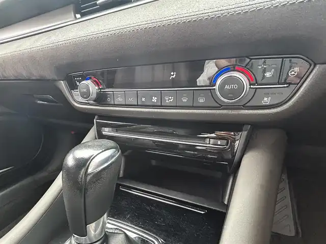マツダ マツダ６ワゴン 25S Lパッケージ 愛知県 2019(令1)年 7.2万km チタニウムフラッシュマイカ スマートキー/プッシュスタート/純正メーカーナビ/フルセグTV/BT/全方位カメラ/ETC/純正19インチAW/クリアランスソナー /レーンキープアシスト/ブラインドスポットモニター/ヘッドアップディスプレイ/アイドリングストップ/前席パワーシート（D席メモリー付き）/前席シートヒーター/エアシート/ハンドルヒーター /純正フロアマット/ルーフレール/取説、保証書