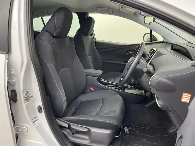トヨタ プリウス ＰＨＶ S セーフティパッケージ 新潟県 2022(令4)年 5.3万km パール トヨタセーフティセンス/ブラインドスポットモニター/純正メーカーオプションナビ/前方後方ドラレコ/ＥＴＣ/フルセグＴＶ/１００Ｖ充電/追従型クルーズコントロール/純正フロアマット/スペアキー