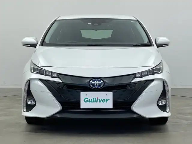 トヨタ プリウス ＰＨＶ S セーフティパッケージ 新潟県 2022(令4)年 5.3万km パール トヨタセーフティセンス/ブラインドスポットモニター/純正メーカーオプションナビ/前方後方ドラレコ/ＥＴＣ/フルセグＴＶ/１００Ｖ充電/追従型クルーズコントロール/純正フロアマット/スペアキー