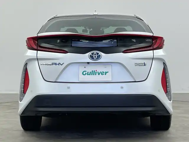 トヨタ プリウス ＰＨＶ S セーフティパッケージ 新潟県 2022(令4)年 5.3万km パール トヨタセーフティセンス/ブラインドスポットモニター/純正メーカーオプションナビ/前方後方ドラレコ/ＥＴＣ/フルセグＴＶ/１００Ｖ充電/追従型クルーズコントロール/純正フロアマット/スペアキー