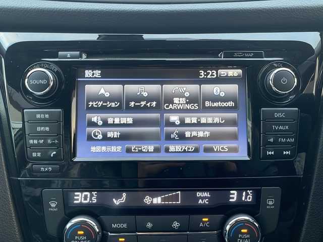 日産 エクストレイル 20X エマージェンシーブレーキ 道東・釧路十勝 2017(平29)年 11.1万km ガンＭ 純正ナビ(AM/FM/CD/DVD、BT/SD)/バックカメラ(全周囲)/プッシュスタート/純正ドアバイザー/フロアマット/ドラレコ前後/電格ミラー/コーナーセンサー/横滑り防止/アイドリングストップ/ETC/ダウンヒルアシストコントロール/シートヒーター前席/オートライト