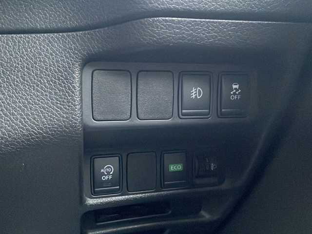 日産 エクストレイル 20X エマージェンシーブレーキ 道東・釧路十勝 2017(平29)年 11.1万km ガンＭ 純正ナビ(AM/FM/CD/DVD、BT/SD)/バックカメラ(全周囲)/プッシュスタート/純正ドアバイザー/フロアマット/ドラレコ前後/電格ミラー/コーナーセンサー/横滑り防止/アイドリングストップ/ETC/ダウンヒルアシストコントロール/シートヒーター前席/オートライト