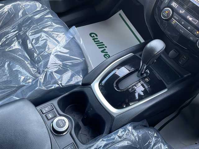 日産 エクストレイル 20X エマージェンシーブレーキ 道東・釧路十勝 2017(平29)年 11.1万km ガンＭ 純正ナビ(AM/FM/CD/DVD、BT/SD)/バックカメラ(全周囲)/プッシュスタート/純正ドアバイザー/フロアマット/ドラレコ前後/電格ミラー/コーナーセンサー/横滑り防止/アイドリングストップ/ETC/ダウンヒルアシストコントロール/シートヒーター前席/オートライト