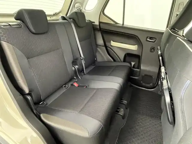 スズキ クロスビー HYBRID MZ 熊本県 2019(令1)年 2.8万km キャラバンアイボリーパールメタリック/ホワイト 2トーンルーフ 禁煙車　/社外前方ドライブレコーダー　/全周囲カメラ　/純正ナビCN-RZ843（ＣＤ・ＤＶＤ・フルセグ・ＢＴ・ＳＤ・ｉｐｏｄ・ＵＳＢ）/ビルトインＥＴＣ　/後ろのみクリアランスソナー　/クルーズコントロール　/前席シートヒーター/衝突軽減ブレーキ/レーンキープアシスト/横滑り防止/アイドリングストップ/パドルシフト/純正フロアマット/純正16インチAW/オートライト/LEDヘッドライト/フォグランプ/スマートキー/プッシュスタート