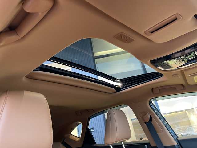 レクサス ＮＸ 350h バージョンL 愛知県 2024(令6)年 1万km グラファイトブラックガラスフレーク レクサスセーフティプラス/純正14インチディスプレイオーディオナビ/三眼LEDヘッドライト/全方位カメラ/サンルーフ/茶本革シート/レーダークルーズ/シートヒーター/エアシート/電動リヤゲート/パワーシート/HUD/コーナーセンサー/純正AW/ETC2.0/BSM/パドルシフト/ステアリングヒーター/デジタルインナーミラー/レーンキープアシスト/オートマチックハイビーム/ワイヤレス充電/前後ドライブレコーダー/衝突軽減/フルセグTV/Bluetooth