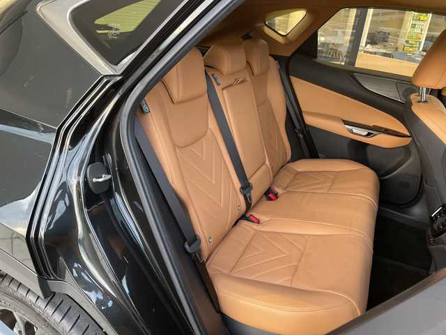 レクサス ＮＸ 350h バージョンL 愛知県 2024(令6)年 1万km グラファイトブラックガラスフレーク レクサスセーフティプラス/純正14インチディスプレイオーディオナビ/三眼LEDヘッドライト/全方位カメラ/サンルーフ/茶本革シート/レーダークルーズ/シートヒーター/エアシート/電動リヤゲート/パワーシート/HUD/コーナーセンサー/純正AW/ETC2.0/BSM/パドルシフト/ステアリングヒーター/デジタルインナーミラー/レーンキープアシスト/オートマチックハイビーム/ワイヤレス充電/前後ドライブレコーダー/衝突軽減/フルセグTV/Bluetooth