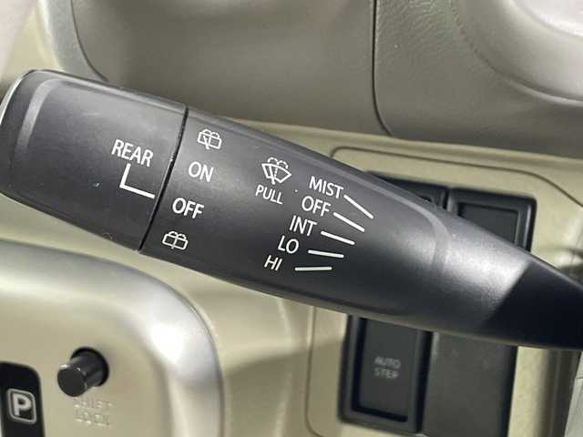 日産 ＮＶ１００クリッパー リオ G 神奈川県 2019(令1)年 7.7万km スノーパールホワイト 純正ナビ【MJ119D-W】/AM　FM　フルセグ　CD　SD　Bluetooth/両側パワースライドドア/オートステップ/エマージェンシーブレーキ/ISOFIX対応/キセノンヘッドライト/フォグランプ/ウィンカーミラー/リアコーナーセンサー/リアスポイラー/インテリジェントキー×2/誤発進抑制機能/車線逸脱警報機能/ふらつき警報機能/先行車発進お知らせ機能