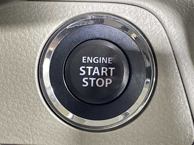 日産 ＮＶ１００クリッパー リオ G 神奈川県 2019(令1)年 7.7万km スノーパールホワイト 純正ナビ【MJ119D-W】/AM　FM　フルセグ　CD　SD　Bluetooth/両側パワースライドドア/オートステップ/エマージェンシーブレーキ/ISOFIX対応/キセノンヘッドライト/フォグランプ/ウィンカーミラー/リアコーナーセンサー/リアスポイラー/インテリジェントキー×2/誤発進抑制機能/車線逸脱警報機能/ふらつき警報機能/先行車発進お知らせ機能