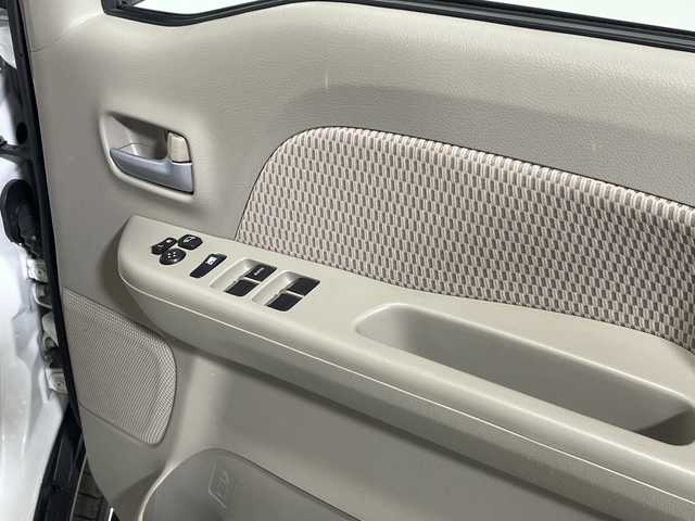 日産 ＮＶ１００クリッパー リオ G 神奈川県 2019(令1)年 7.7万km スノーパールホワイト 純正ナビ【MJ119D-W】/AM　FM　フルセグ　CD　SD　Bluetooth/両側パワースライドドア/オートステップ/エマージェンシーブレーキ/ISOFIX対応/キセノンヘッドライト/フォグランプ/ウィンカーミラー/リアコーナーセンサー/リアスポイラー/インテリジェントキー×2/誤発進抑制機能/車線逸脱警報機能/ふらつき警報機能/先行車発進お知らせ機能