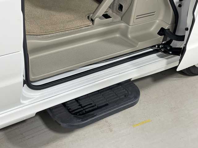 日産 ＮＶ１００クリッパー リオ G 神奈川県 2019(令1)年 7.7万km スノーパールホワイト 純正ナビ【MJ119D-W】/AM　FM　フルセグ　CD　SD　Bluetooth/両側パワースライドドア/オートステップ/エマージェンシーブレーキ/ISOFIX対応/キセノンヘッドライト/フォグランプ/ウィンカーミラー/リアコーナーセンサー/リアスポイラー/インテリジェントキー×2/誤発進抑制機能/車線逸脱警報機能/ふらつき警報機能/先行車発進お知らせ機能