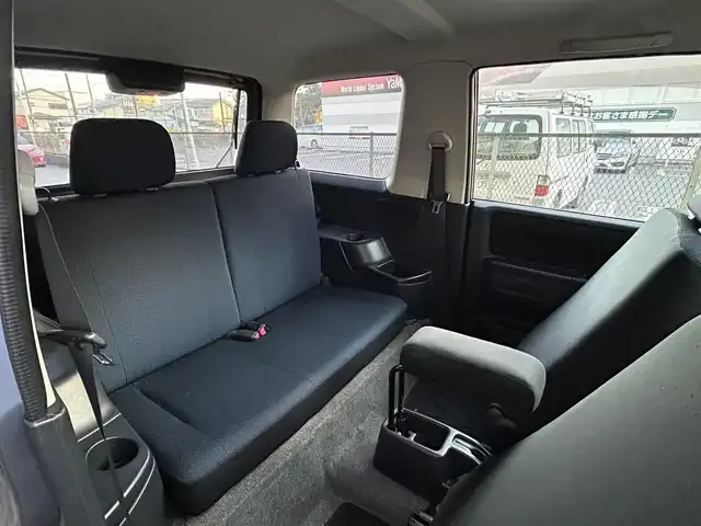 日産 キックス RX 千葉県 2009(平21)年 12.5万km ミディアムグレー 保証書、取扱説明書、スペアキー1本/FM/AM/CD/電動格納ミラー/ETC/ヘッドライト　ハロゲン/フォグライト　ハロゲン/シートヒーター/背面タイヤ/純正フロアマット/純正アルミホイール/サイドバイザー/4WD、寒冷地仕様