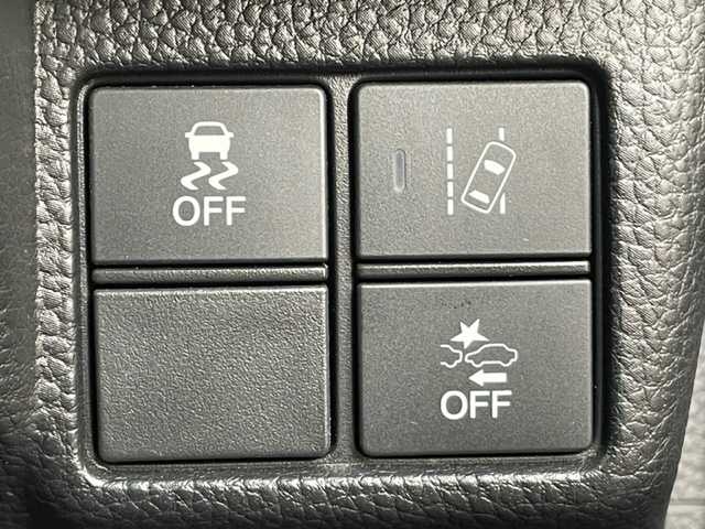 ホンダ Ｎ ＢＯＸ カスタム G L ホンダセンシング 茨城県 2018(平30)年 7.3万km クリスタルブラックパール ナビ　/-BT/AM/FM/CD/DVD/TV/衝突軽減システム　/禁煙車　/バックカメラ　/後方コーナーセンサー　/片側パワースライドドア　/ＬＥＤヘッドライト　/クルーズコントロール　/スマートキー　/純正アルミホイール　/レーンキープアシスト /純正AW　/カーテンエアバッグ