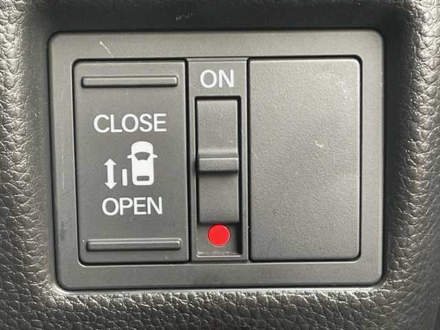 ホンダ Ｎ ＢＯＸ カスタム G L ホンダセンシング 茨城県 2018(平30)年 7.3万km クリスタルブラックパール ナビ　/-BT/AM/FM/CD/DVD/TV/衝突軽減システム　/禁煙車　/バックカメラ　/後方コーナーセンサー　/片側パワースライドドア　/ＬＥＤヘッドライト　/クルーズコントロール　/スマートキー　/純正アルミホイール　/レーンキープアシスト /純正AW　/カーテンエアバッグ