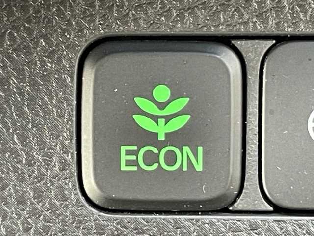 ホンダ Ｎ ＢＯＸ カスタム G L ホンダセンシング 茨城県 2018(平30)年 7.3万km クリスタルブラックパール ナビ　/-BT/AM/FM/CD/DVD/TV/衝突軽減システム　/禁煙車　/バックカメラ　/後方コーナーセンサー　/片側パワースライドドア　/ＬＥＤヘッドライト　/クルーズコントロール　/スマートキー　/純正アルミホイール　/レーンキープアシスト /純正AW　/カーテンエアバッグ