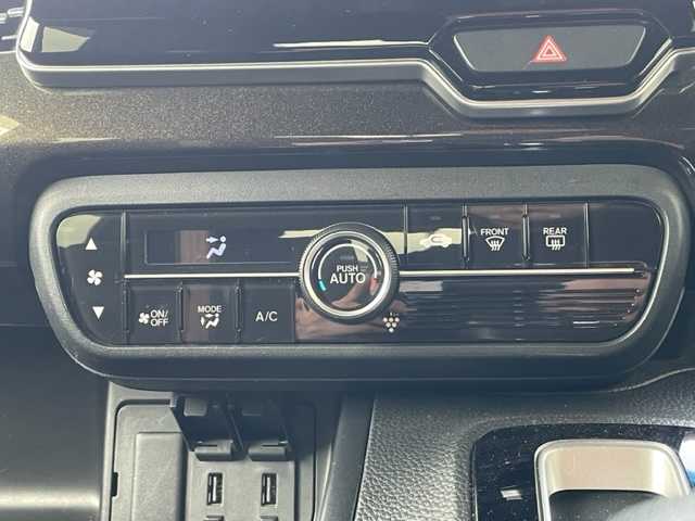 ホンダ Ｎ ＢＯＸ カスタム G L ホンダセンシング 茨城県 2018(平30)年 7.3万km クリスタルブラックパール ナビ　/-BT/AM/FM/CD/DVD/TV/衝突軽減システム　/禁煙車　/バックカメラ　/後方コーナーセンサー　/片側パワースライドドア　/ＬＥＤヘッドライト　/クルーズコントロール　/スマートキー　/純正アルミホイール　/レーンキープアシスト /純正AW　/カーテンエアバッグ