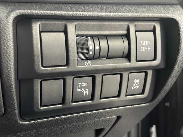 スバル ＸＶ ハイブリッド アドバンス 愛知県 2021(令3)年 2.7万km マグネタイトグレーメタリック 純正8型Diatone　Soundナビ/フルセグTV/CD/DVD/BT/USB/AM/FM//バックカメラ・フロント・左サイドカメラ/レザーシート/パワーシート　D/N席　D席メモリ付き/シートヒーター　D/N席/ETC/純正ドライブレコーダー　前後/アイサイトVer３/プリクラッシュブレーキ/レンキープ・車線逸脱抑制/ACC/BSM/RAB/AT誤発進抑制/先行車発進告知/オートハイビーム/X-MODE/電動パーキング・AVH/LEDオートライト/フォグランプ/革巻きステアリング/ステアリングスイッチ/横滑り防止/電動格納ミラー/純正18インチAW/純正フロアマット/ドアバイザー