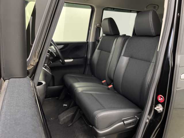 ホンダ Ｎ ＢＯＸ カスタム G ターボ Lパッケージ 鹿児島県 2015(平27)年 5.3万km スマートブラック 純正ナビ/(BT/FM/AM/CD/DVD/フルセグTV)/バックカメラ/クルーズコントロール/パドルシフト/両側パワースライドドア/ハーフレザーシート/ETC/CTBA/アイドリングストップ/スペアキー/純正キセノンヘッドライト/純正フロアマット/チップアップシート