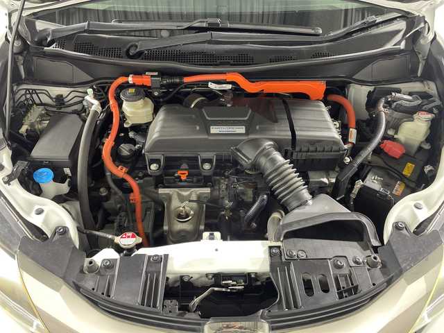 ホンダ オデッセイ ハイブリッド アブソルートセンシングEXパック 神奈川県 2016(平28)年 6.7万km ホワイトオーキッドパール ホンダセンシング/純正ナビ/・BT/フルセグTV/CD/DVD/HDMI/USB/全方位カメラ/両側電動スライドドア/ビルトインETC/前後ドライブレコーダー/ハーフレザーシート/パワーシート(D)/ECON/スマートキー/プッシュスタートボタン/革巻きステアリング/ステアリングスイッチ/Autoライト/LEDヘッドライト/フォグランプ/オットマン/電動格納ミラー/ウィンカーミラー/純正フロアマット/純正17インチアルミホイール/純正ドアバイザー