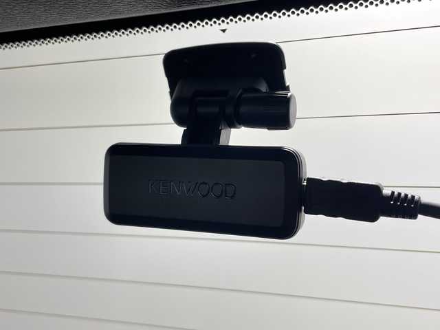 ホンダ オデッセイ ハイブリッド アブソルートセンシングEXパック 神奈川県 2016(平28)年 6.7万km ホワイトオーキッドパール ホンダセンシング/純正ナビ/・BT/フルセグTV/CD/DVD/HDMI/USB/全方位カメラ/両側電動スライドドア/ビルトインETC/前後ドライブレコーダー/ハーフレザーシート/パワーシート(D)/ECON/スマートキー/プッシュスタートボタン/革巻きステアリング/ステアリングスイッチ/Autoライト/LEDヘッドライト/フォグランプ/オットマン/電動格納ミラー/ウィンカーミラー/純正フロアマット/純正17インチアルミホイール/純正ドアバイザー