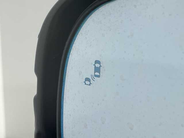 ホンダ オデッセイ ハイブリッド アブソルートセンシングEXパック 神奈川県 2016(平28)年 6.7万km ホワイトオーキッドパール ホンダセンシング/純正ナビ/・BT/フルセグTV/CD/DVD/HDMI/USB/全方位カメラ/両側電動スライドドア/ビルトインETC/前後ドライブレコーダー/ハーフレザーシート/パワーシート(D)/ECON/スマートキー/プッシュスタートボタン/革巻きステアリング/ステアリングスイッチ/Autoライト/LEDヘッドライト/フォグランプ/オットマン/電動格納ミラー/ウィンカーミラー/純正フロアマット/純正17インチアルミホイール/純正ドアバイザー