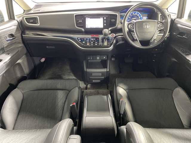 ホンダ オデッセイ ハイブリッド アブソルートセンシングEXパック 神奈川県 2016(平28)年 6.7万km ホワイトオーキッドパール ホンダセンシング/純正ナビ/・BT/フルセグTV/CD/DVD/HDMI/USB/全方位カメラ/両側電動スライドドア/ビルトインETC/前後ドライブレコーダー/ハーフレザーシート/パワーシート(D)/ECON/スマートキー/プッシュスタートボタン/革巻きステアリング/ステアリングスイッチ/Autoライト/LEDヘッドライト/フォグランプ/オットマン/電動格納ミラー/ウィンカーミラー/純正フロアマット/純正17インチアルミホイール/純正ドアバイザー