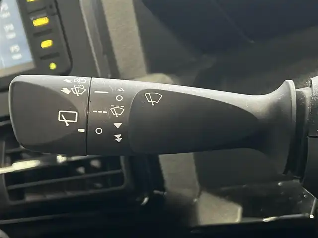 ダイハツ タント カスタム X 秋田県 2021(令3)年 5.4万km レーザーブルークリスタルシャイン ４WD/衝突軽減システム/LEDヘッドライト/両側パワースライドドア/純正ディスプレイオーディオ（DVD/CD/BT/AM/FM/USB）/バックカメラ/ダイハツ純正１４インチアルミ（夏タイヤ装着）/スマートキー/アイドリングストップ/プッシュスタート/コーナーセンサー/レーンキープアシスト/オートマチックハイビーム/ステアリングスイッチ/前席シートヒーター/ドライブレコーダー/純正フロアマット/純正ドアバイザー/オートライト/オートエアコン/パワーステアリング/パワーウィンドウ/横滑り防止/盗難防止装置/寒冷地仕様/電動格納ウィンカーミラー