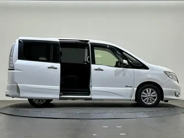日産 セレナ ハイウェイスター Sハイブリッド 愛媛県 2014(平26)年 6.9万km ブリリアントホワイトパール AIS検査済/純正ナビ/・フルセグ/CD/DVD/BT/USB/AUX/ドラレコ/バックカメラ/ETC/クルーズコントロール/社外フロアマット/純正アルミホイール/サンシェード/ドアバイザー/スマートキー/・プッシュスタート