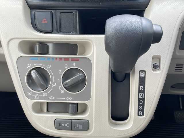ダイハツ ムーヴ L SAⅢ 秋田県 2019(平31)年 8.6万km ブライトシルバーメタリック 純正ＣＤ/ＥＴＣ/４ＷＤ/リモコンキー