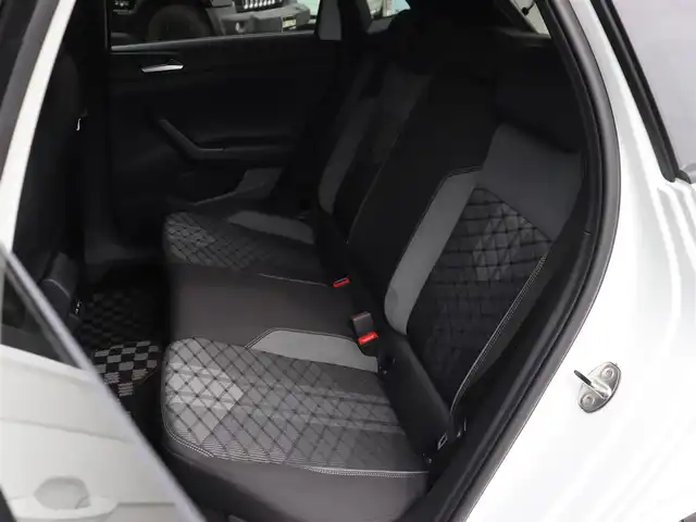 フォルクスワーゲン ＶＷ ポロ TSI Rライン 長野県 2022(令4)年 1.1万km 白 純正ＤｉｓｃｏｖｅｒＰｒｏナビ/バックカメラ　/ＣａｒＰｌａｙ　/ＡＣＣ　/衝突軽減ブレーキ　/Ｌａｎｅ／ＰａｒｋAssist/パークディスタンスC /ワイヤレスチャージ /LEDライト /パドルシフト /スマートキー