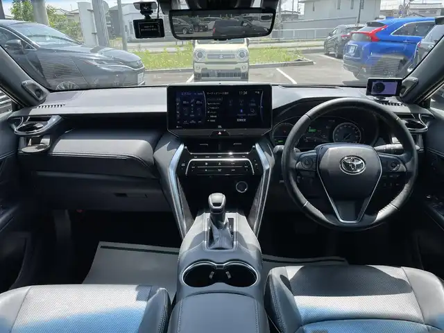 トヨタ ハリアー ハイブリッド Z レザーパッケージ 茨城県 2022(令4)年 4.1万km ホワイトパールクリスタルシャイン 純正ナビ/【AM・FM・USB・BT・AUX・TV】/パワーシート/シートメモリ/シートヒーター/エアシート/ステアリングヒーター/電動リアゲート/BSM/HUD/GRエアロパーツ/レーダークルコン/ETC2.0/全方位カメラ/前方ドラレコ/デジタルインナーミラー/電動パーキングブレーキ/ブレーキホールド/前後コーナーセンサー/横滑り防止装置/レーンキープアシスト/衝突被害軽減システム