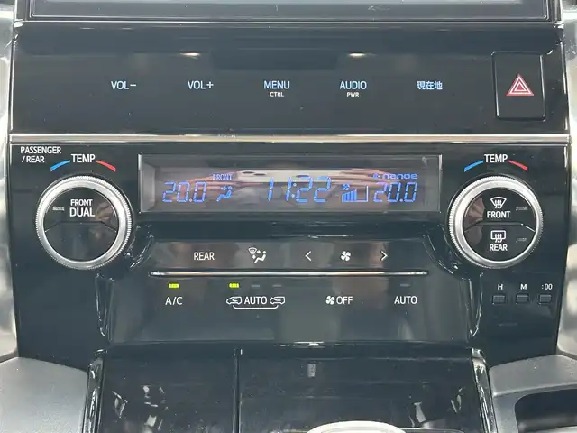 トヨタ ヴェルファイア 兵庫県 2018(平30)年 5.2万km ブラック 純正ナビ/サンルーフ/ドライブレコーダー/メモリー付きパワーシート/バックカメラ/ETC/レーダークルーズコントロール/オートホールド/レーントレーシングアシスト/クリアランスソナー/プリクラッシュセーフティ/ロードサインアシスト/スペアキー/nanoe/オートマチックハイビーム