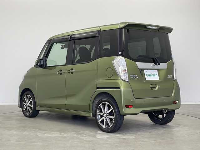 日産 デイズ ルークス ハイウェイスター Gターボ 新潟県 2018(平30)年 3万km プレミアムオリーブメタリック 純正ナビ（型式：MM517D-W）/・AM/FM/CD/DVD/ブルーレイ/Bluetooth/フルセグ/USB/バックモニター/アラウンドビューモニター/衝突被害軽減ブレーキ/レーンキープアシスト/クルーズコントロール/ターボ/ETC/前後ドライブレコーダー/レザーシート/純正フロアマット/両側パワースライドドア/純正LEDヘッドライト/オートライト/オートマチックハイビーム/フロントフォグランプ/レザーステアリング/純正15インチAW夏タイヤ/ABS/横滑り防止装置/前後コーナーセンサー/盗難防止装置/保証書/取扱説明書