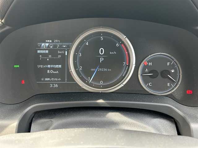 レクサス ＲＸ 300 Fスポーツ 愛知県 2021(令3)年 3万km ホワイトノーヴァガラスフレーク ワンオーナー/サンルーフ/純正メーカーナビ（AM/FM/CD/BT/フルセグTV）/レクサスセーフティ＋/　・レーントレーシングアシスト/　・プリクラッシュセーフティー/　・ブラインドスポットモニター/　・パーキングサポートアシスト/　・パーキングサポートブレーキ/　・ロードサインアシスト/レーダークルーズコントロール/ヘッドアップディスプレイ/先行車発進告知/オートハイビーム/レザーシート/シートヒーター（D/N席）/シートベンチレーション（D/N席）/パワーシート（D/N席）/ハンドルヒーター/パワーバックドア/ETC2.0/置くだけ充電/USB充電ポート×2/ブレーキホールド/電動パーキングブレーキ/レーダー探知機/自動防眩ミラー/ホイールロックナット/純正20インチアルミホイール/アイドリングストップ/取説/保証書/スペアキー