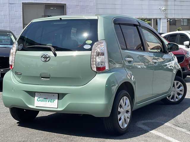 トヨタ パッソ プラスハナ Cパッケージ 京都府 2015(平27)年 1.9万km ウグイスメタリック ＣＤ　/フォグランプ　/電動格納ミラー　/ラジオ　/純正フロアマット　/ハロゲンライト　/アイドリングストップ　/ＡＢＳ　/横滑り防止　/イモビライザー　/パワーウィンドウ　/パワーステアリング　/リモコンキー　/Ｗエアバック