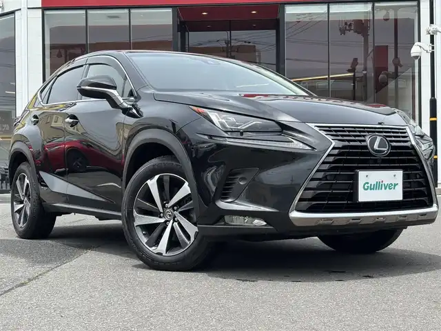 レクサス ＮＸ 300h Iパッケージ 宮城県 2018(平30)年 6.8万km グラファイトブラックガラスフレーク 登録時走行距離67570km/純正オーディオディスプレイ【TV・BT・ミラキャスト】/サンルーフ/ミラキャスト/パドルシフト/ステアリングヒーター/ETC/レザーシート/パワーシート【D席＋N席】