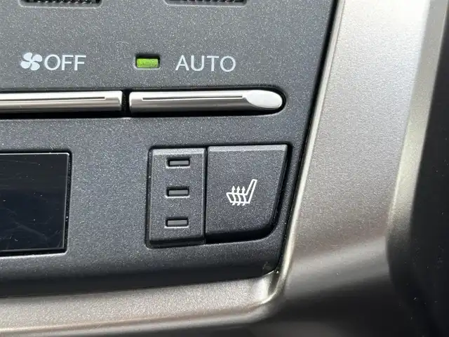 レクサス ＮＸ 300h Iパッケージ 宮城県 2018(平30)年 6.8万km グラファイトブラックガラスフレーク 登録時走行距離67570km/純正オーディオディスプレイ【TV・BT・ミラキャスト】/サンルーフ/ミラキャスト/パドルシフト/ステアリングヒーター/ETC/レザーシート/パワーシート【D席＋N席】