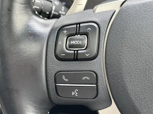 レクサス ＮＸ 300h Iパッケージ 宮城県 2018(平30)年 6.8万km グラファイトブラックガラスフレーク 登録時走行距離67570km/純正オーディオディスプレイ【TV・BT・ミラキャスト】/サンルーフ/ミラキャスト/パドルシフト/ステアリングヒーター/ETC/レザーシート/パワーシート【D席＋N席】