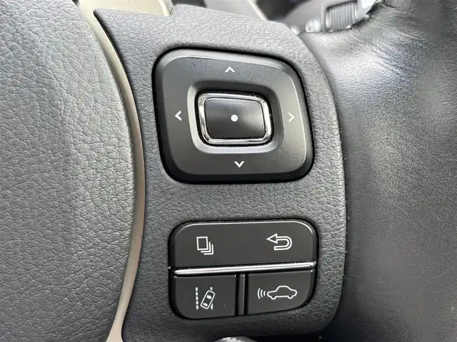 レクサス ＮＸ 300h Iパッケージ 宮城県 2018(平30)年 6.8万km グラファイトブラックガラスフレーク 登録時走行距離67570km/純正オーディオディスプレイ【TV・BT・ミラキャスト】/サンルーフ/ミラキャスト/パドルシフト/ステアリングヒーター/ETC/レザーシート/パワーシート【D席＋N席】